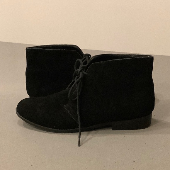 Steve Madden Black Suede Desert Boot Size 9-1/2M - Picture 3 of 11